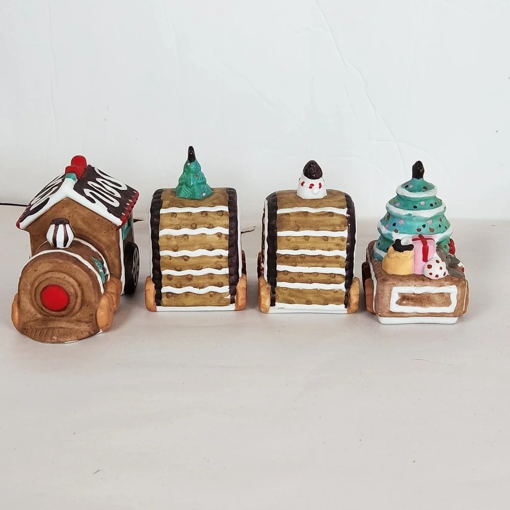 1996 Chadwick‎ Miller Gingerbread Train Ceramic Christmas Ornament Set 4 pcs
